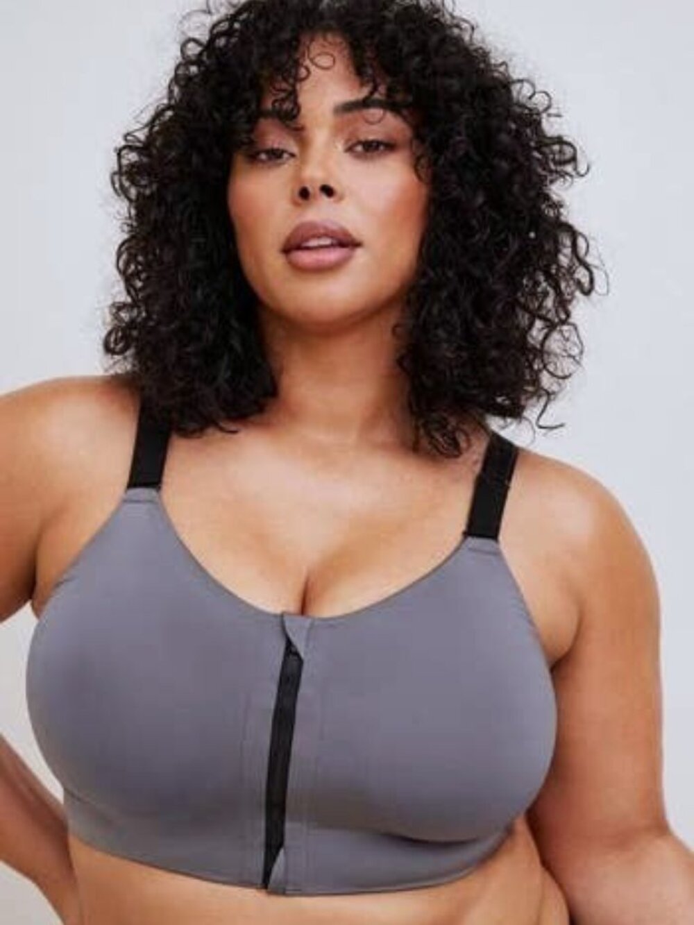 TORRID High Impact Wireless Zip Front Active Sports Bra. Plus Size 48DDD